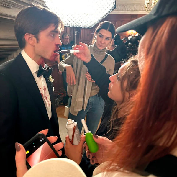 Julie LeShane: La Maestría Integral entre el Pincel y el Laboratorio